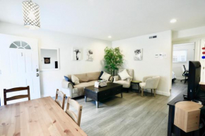 2BR APT with Brand new super quite AC, Washer, Dryer, Free EV Station, Free Parking in Cupertino